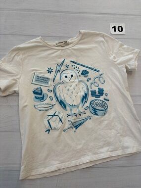 Harry Potter White Short-Sleeve Tee with Blue Owl Graphic